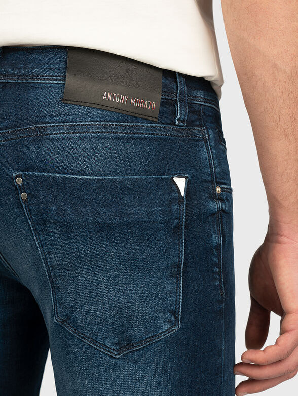 Skinny jeans with washed effect - 4