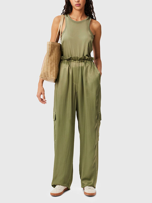 Cargo trousers in green - 1