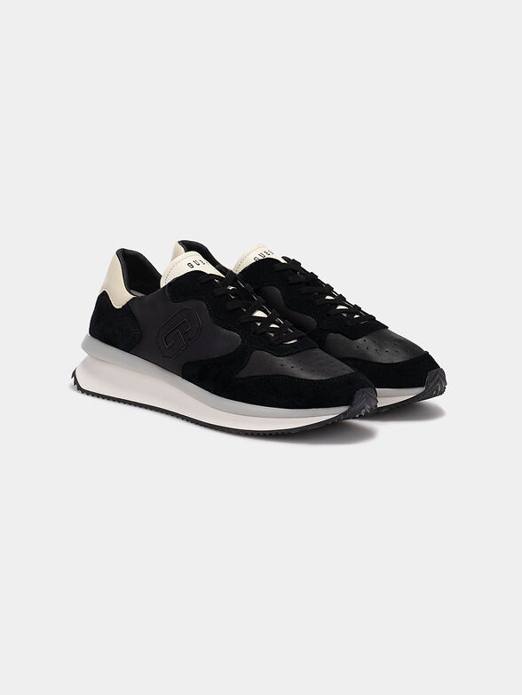 Black sneakers - 2