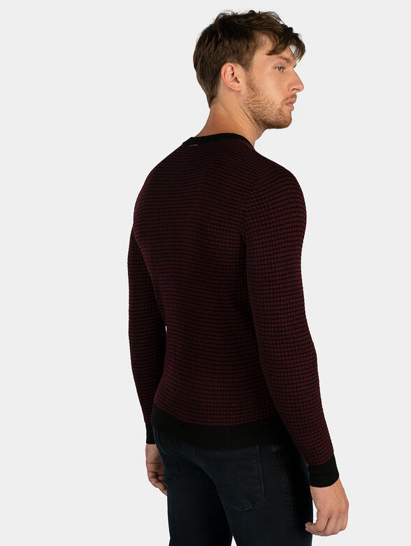 Checked sweater in bordeaux - 3