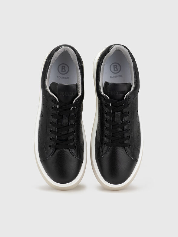 Leather sports shoes in black - 6