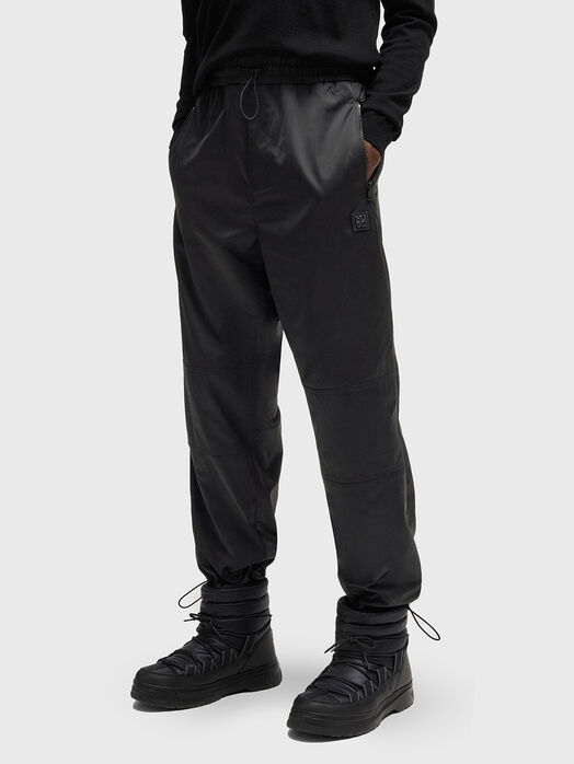 GENDO trousers