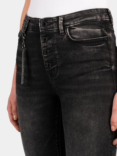 Gray jeans with metal accessory - 4