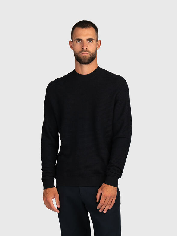 Wool sweater with oval neckline - 1