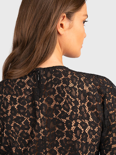 Midi dress with lace - 3