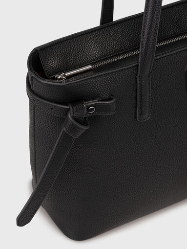Shopper bag with logo accent - 4