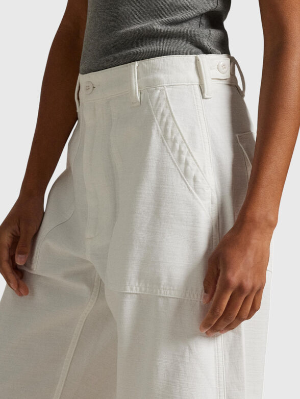 White high-waisted pants - 3