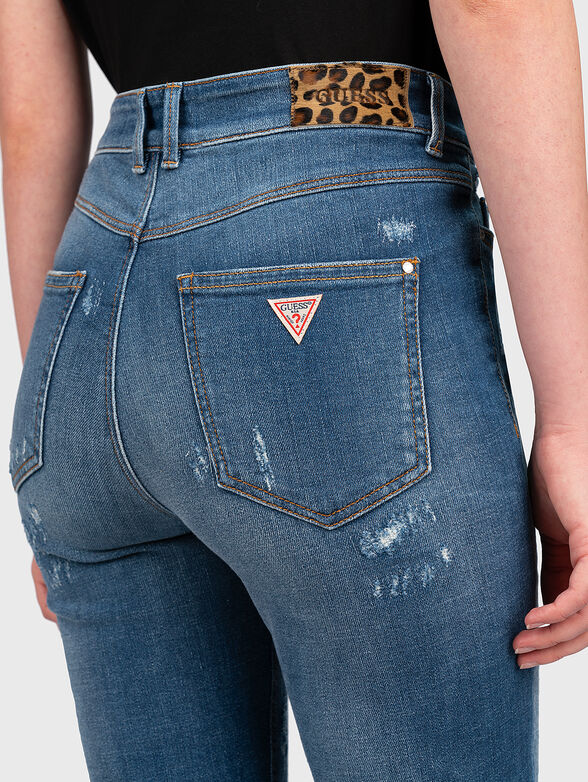 Blue jeans with distressed effect - 3