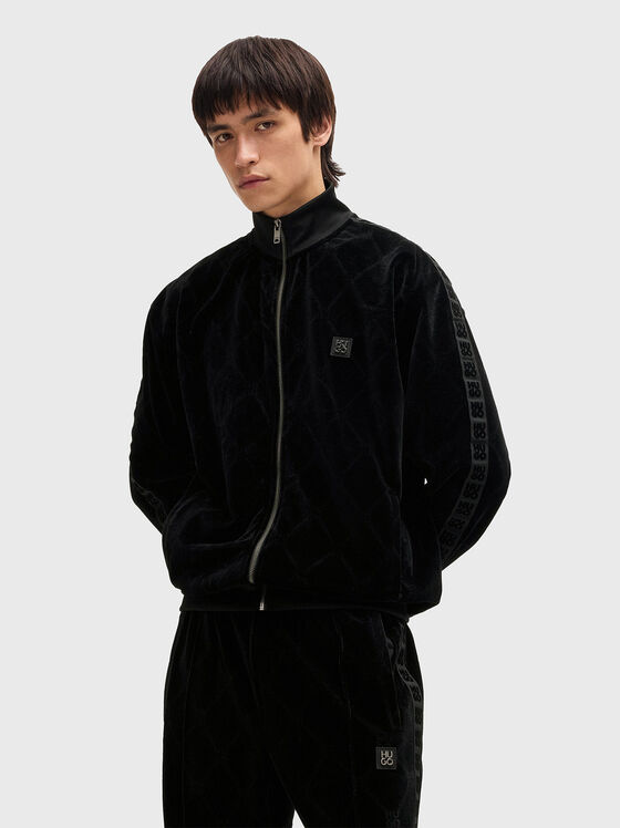 Суитшърт от кадифе с монограм - 1