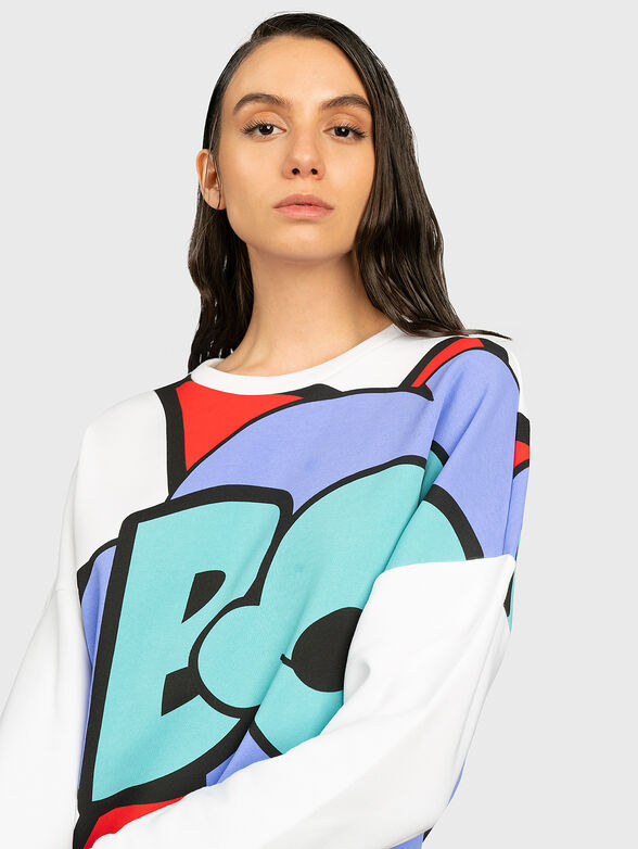 White sweatshirt - 4