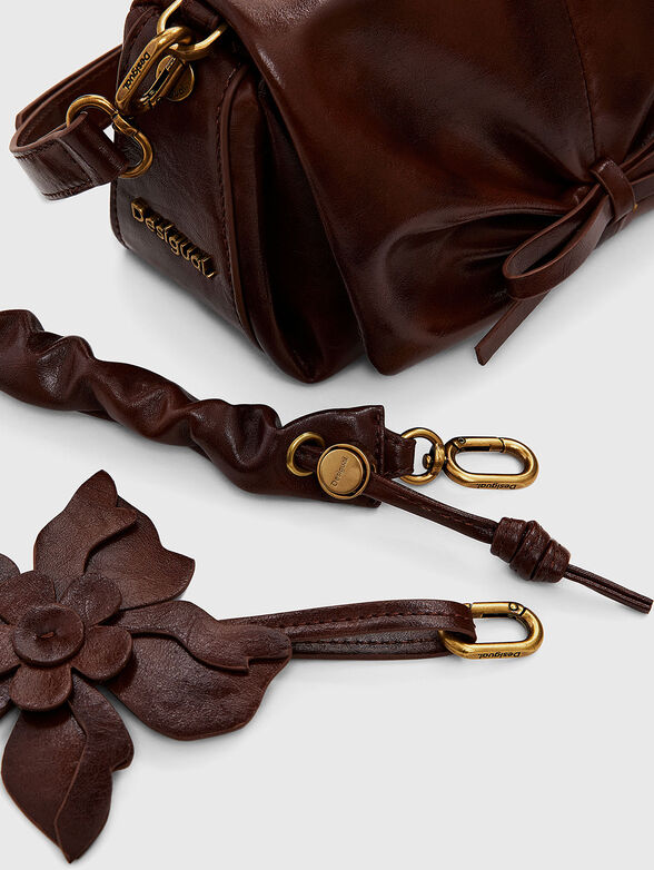 Bag with floral accent - 5