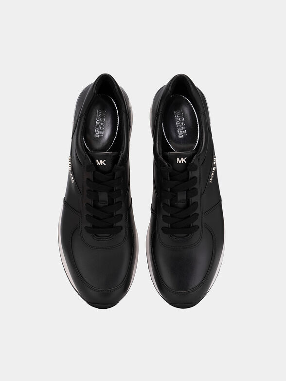 ALLIE Trainer with logo details - 5