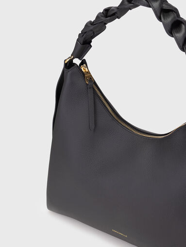 Big leathe leather bag with accent handle - 4