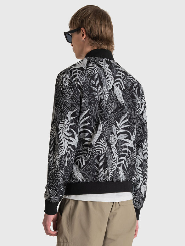 Black bomber jacket with print - 2