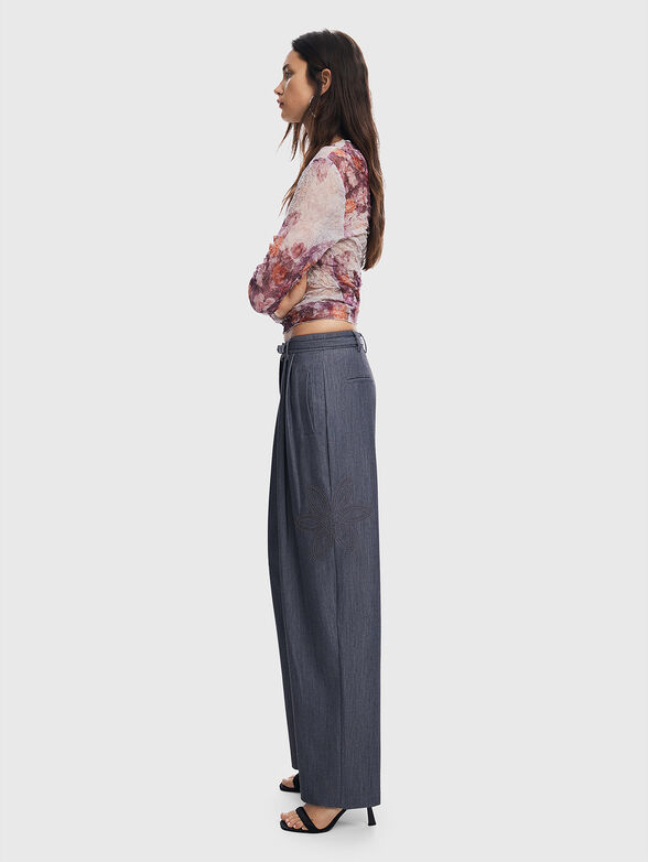 RIN black pants with floral embroidery - 4