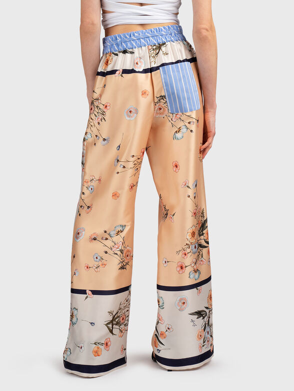 Floral print trousers - 2