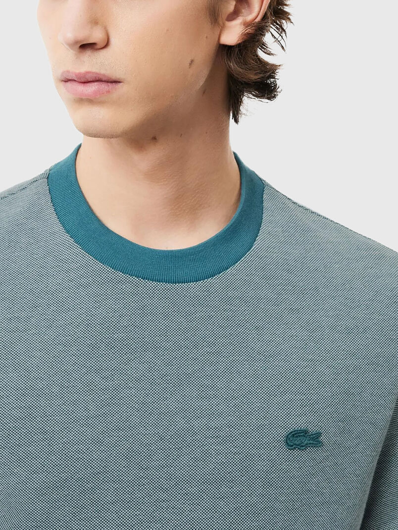 T-shirt with embossed texture - 3