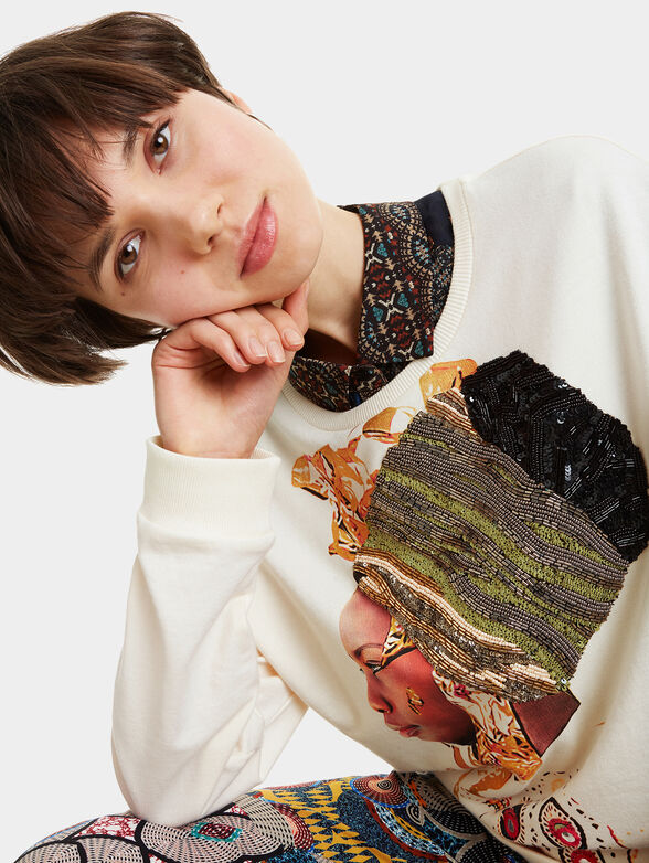 Sweatshirt with art print - 3