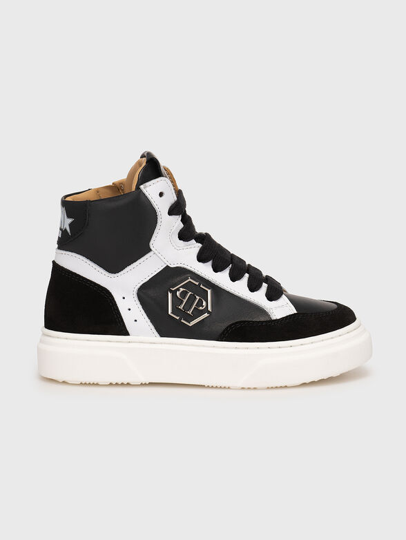 Black and white sports shoes with logo accents - 1