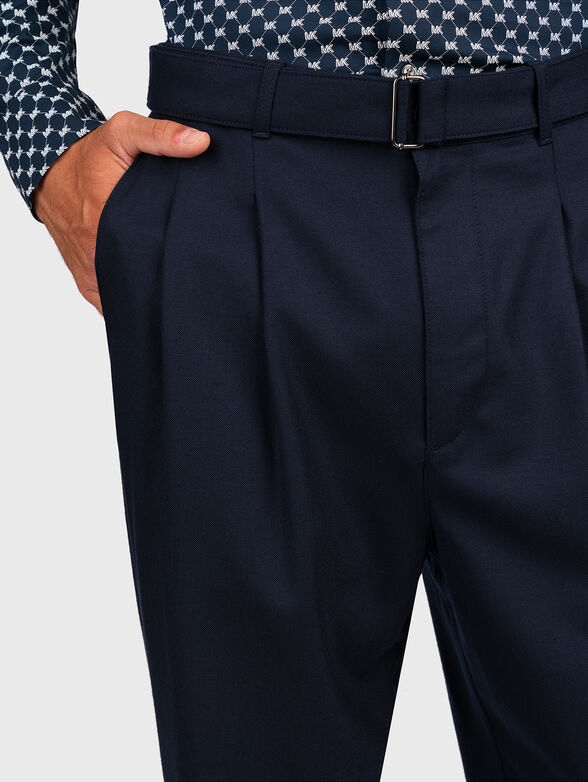 Dark blue trousers with belt - 3