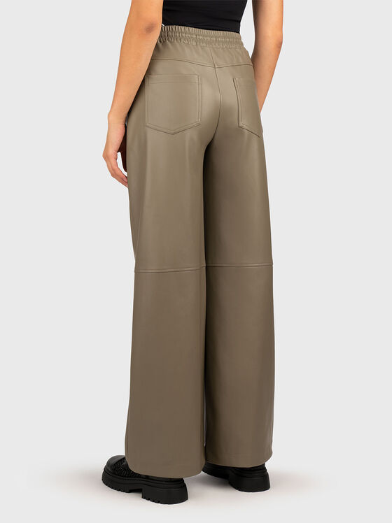 Trousers with elastic waist in eco leather - 2
