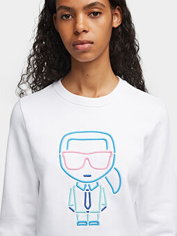 Sweatshirt with 3D logo detail - 4