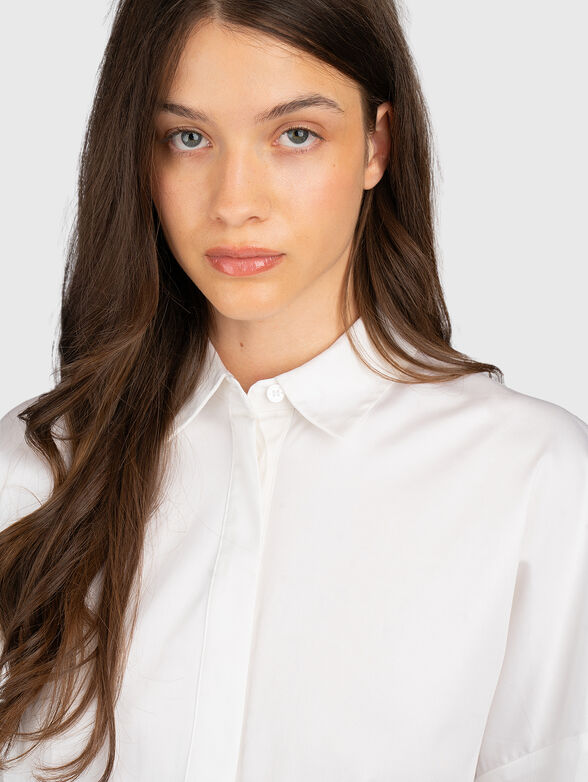 White long-sleeved shirt - 5