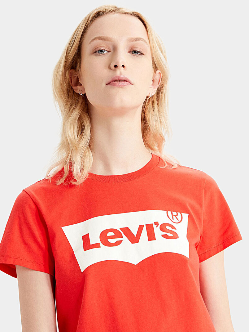 T-shirt in red with logo accent - 3