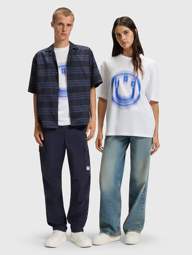 White unisex T-shirt with logo print - 3