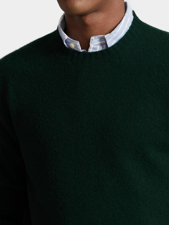 Dark green sweater with patches on the sleeves - 3