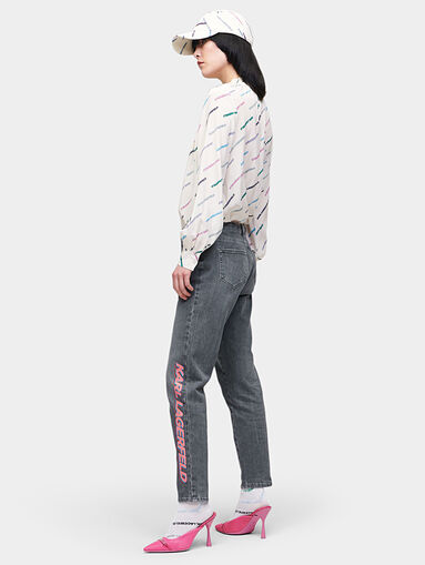 Grey jeans with contrasting logo detail - 3