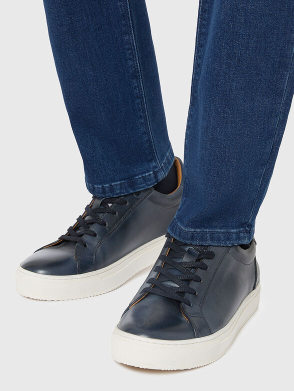 Leather sports shoes in dark blue - 2