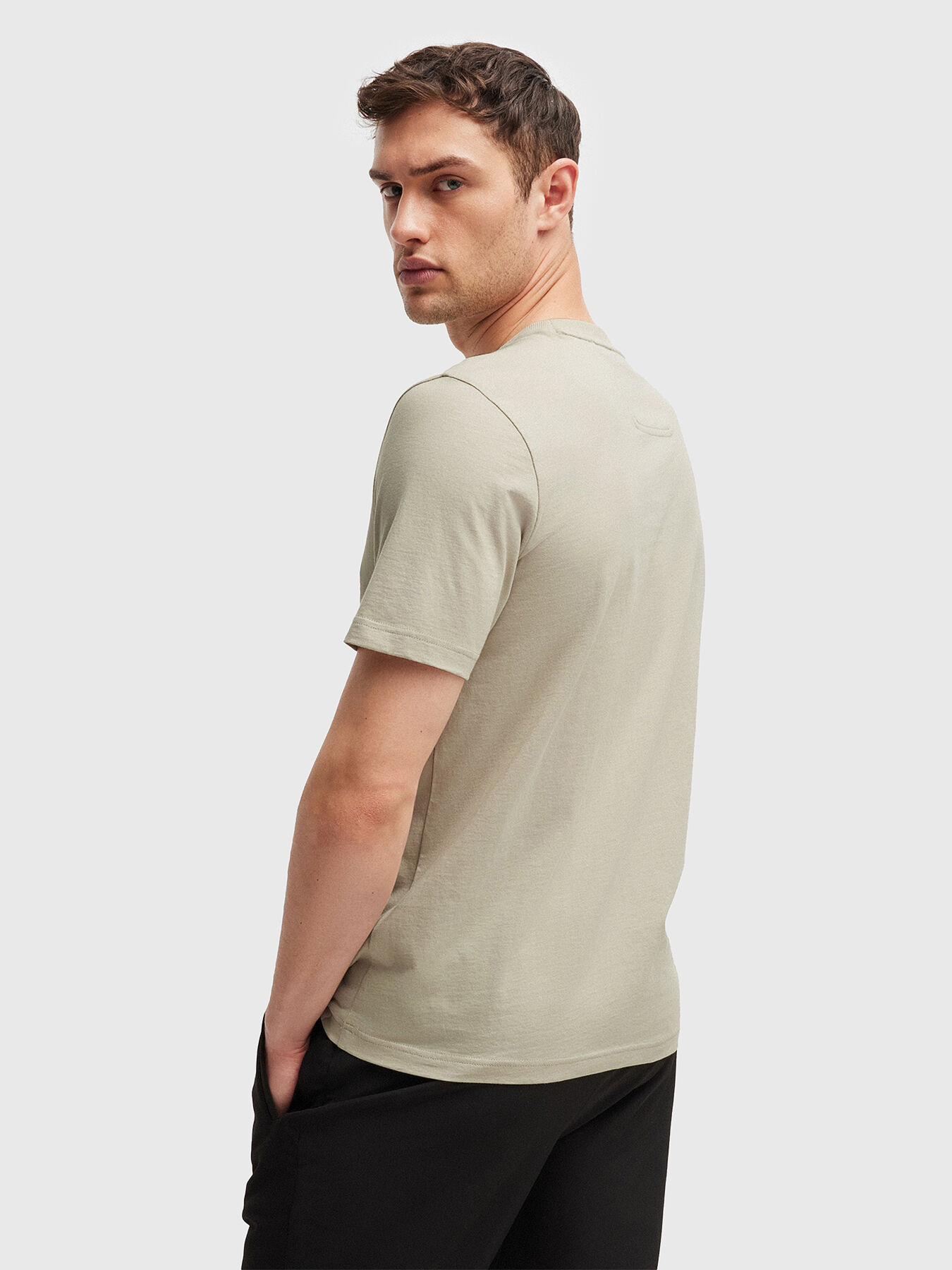 Tシャツ・カットソー BOSS Men T-shirt Sand 50534923 271 BOSS - Regular-fit T-shirt in cotton and linen - White / Beige