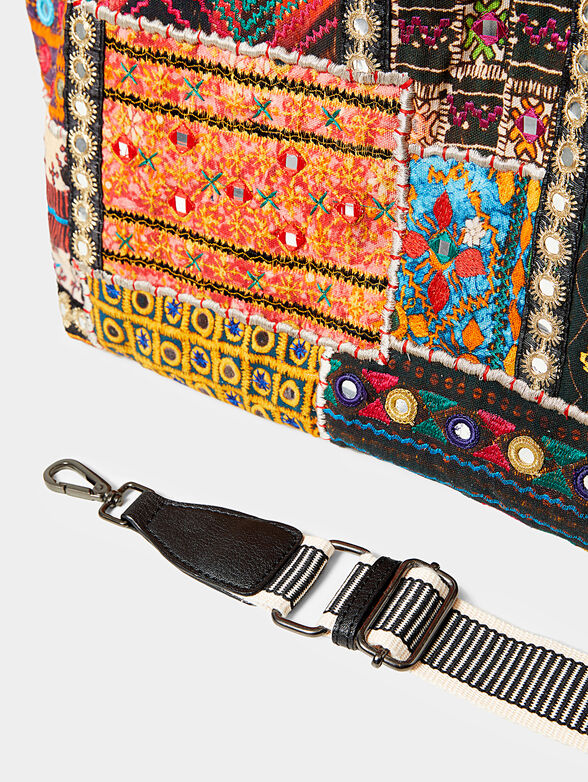 Shopping bag with embroidered ethno details - 4