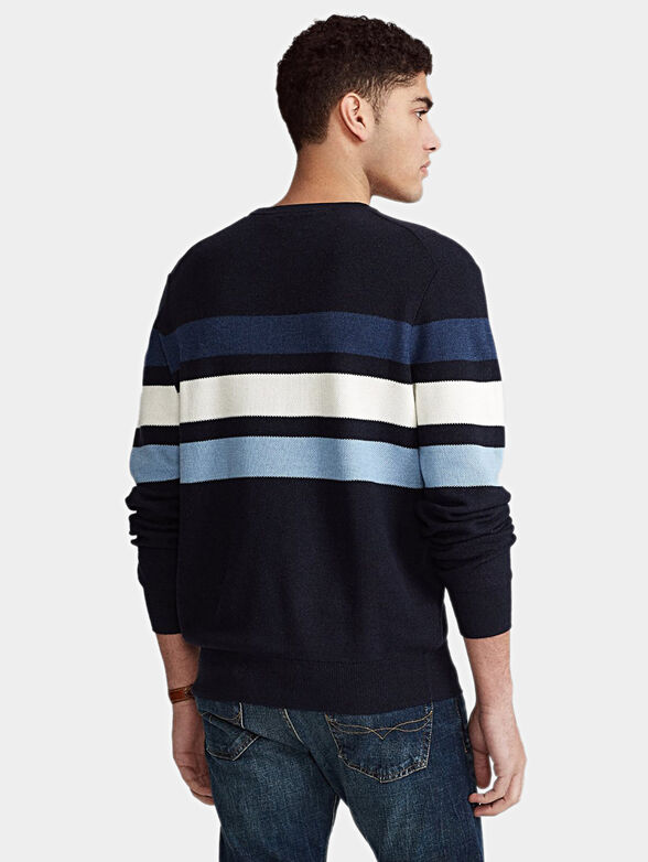 Blue sweater - 4