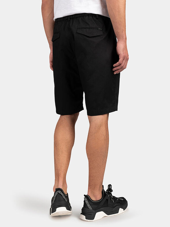 Black shorts with metal detail - 2