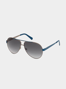 Слънчеви очила със сини рамки - 1