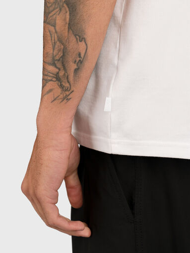 T-shirt with monogram logo - 5