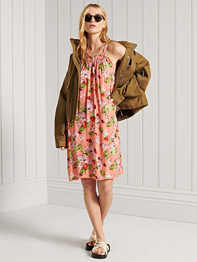 Beach dress with halter neckline - 3