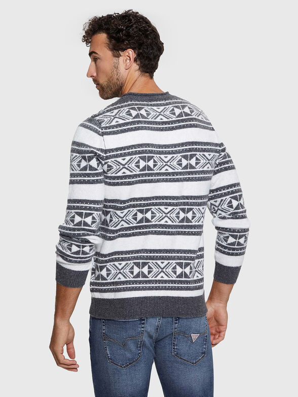 Jacquard oval neck sweater - 3