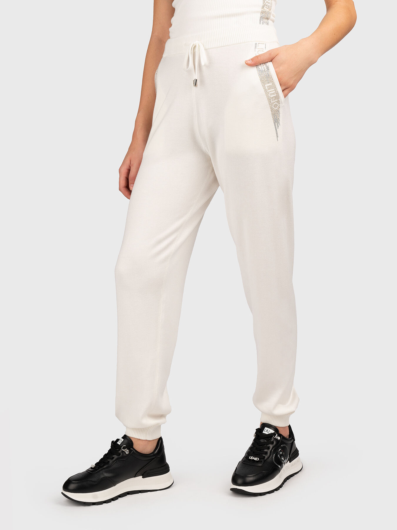 Knit jogging pants with logo accent brand LIU JO Globalbrandsstore en