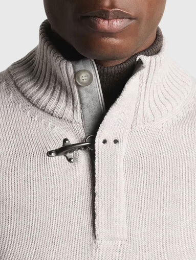 Wool sweater with high collar - 4