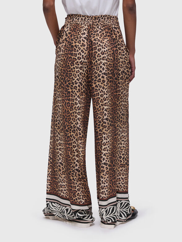 Animal print pants - 2