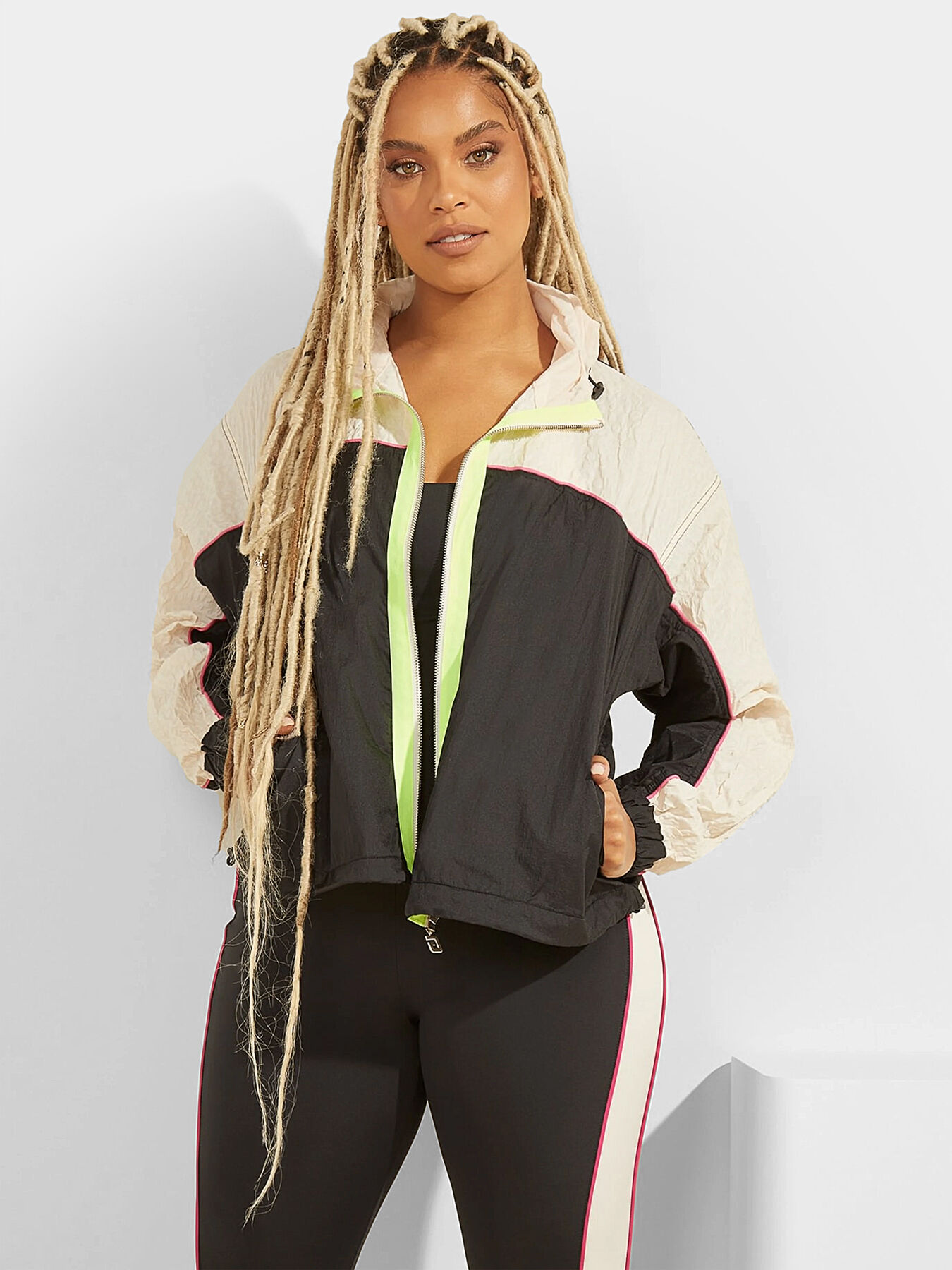 Color block sports jacket brand GUESS Globalbrandsstore en