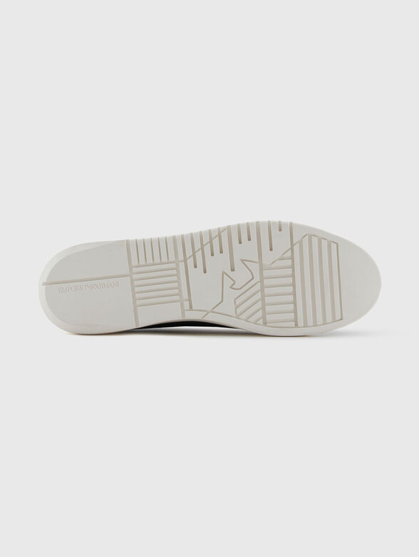 Sneakers with mesh details - 5