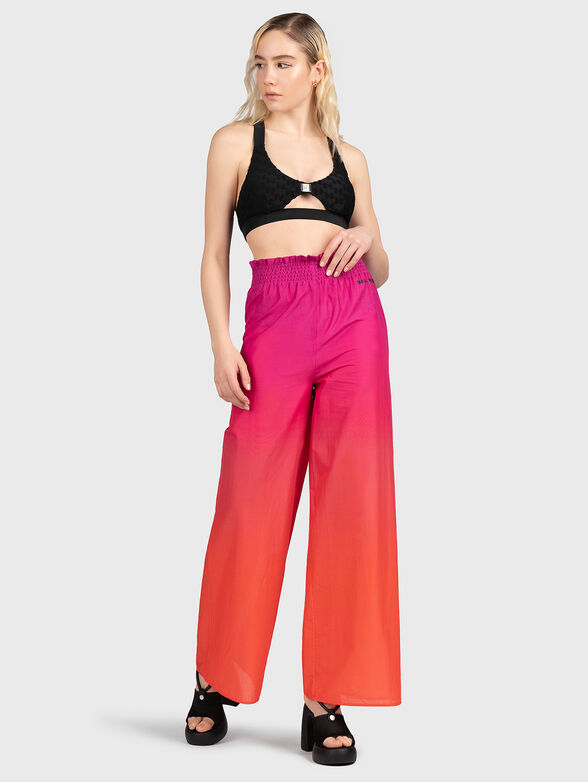 Pants with wide legs and ombre effect - 4