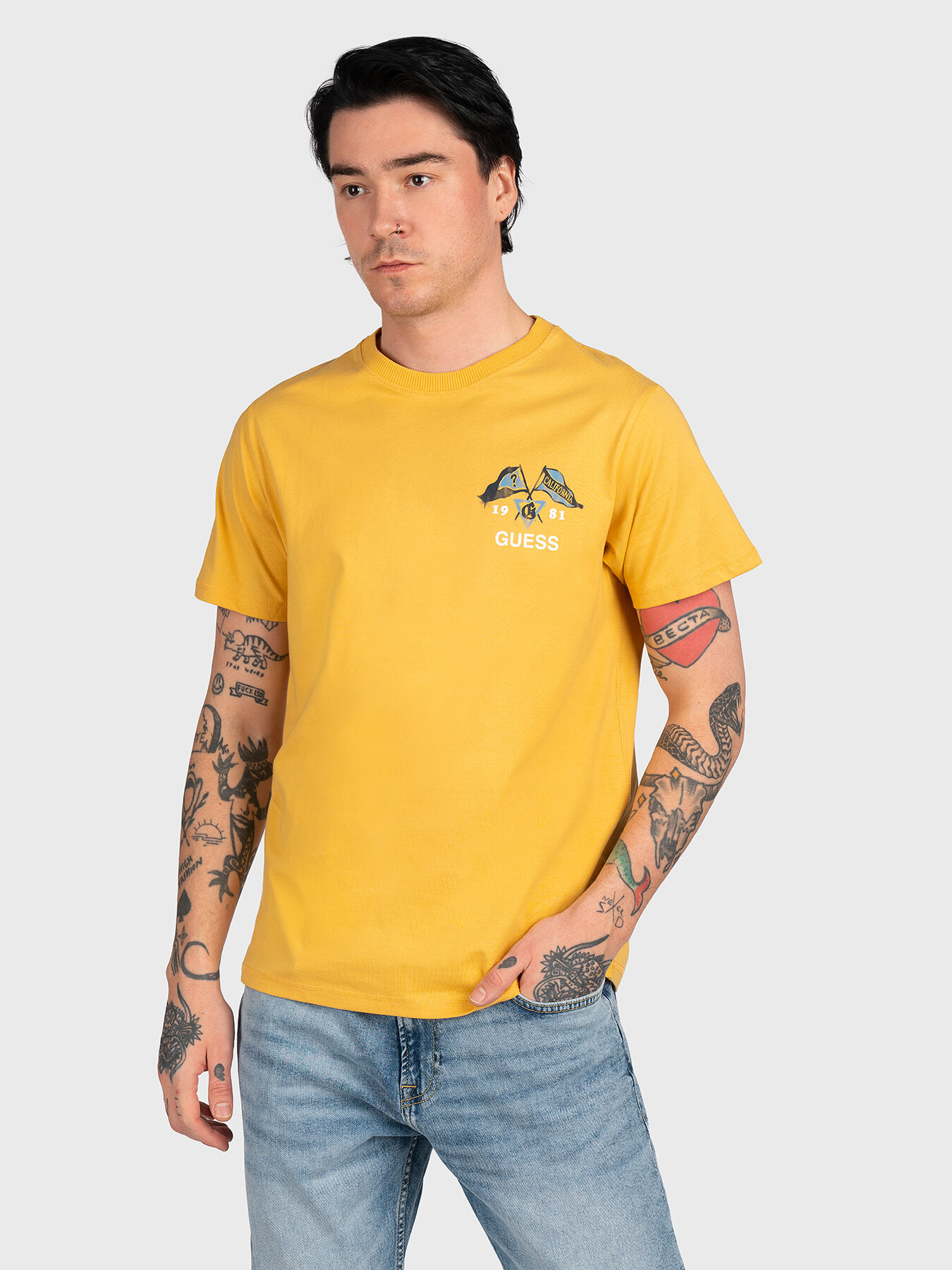 Yellow and white guess online shirt
