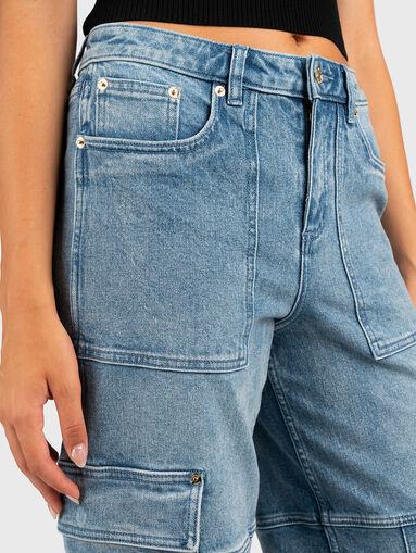 Mid rise cargo jeans - 4