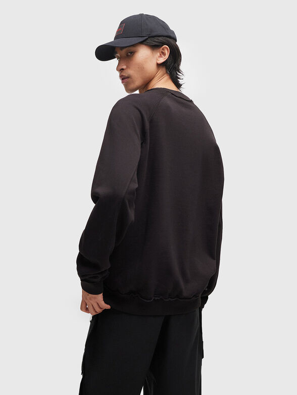 Oval neckline sweatshirt - 3