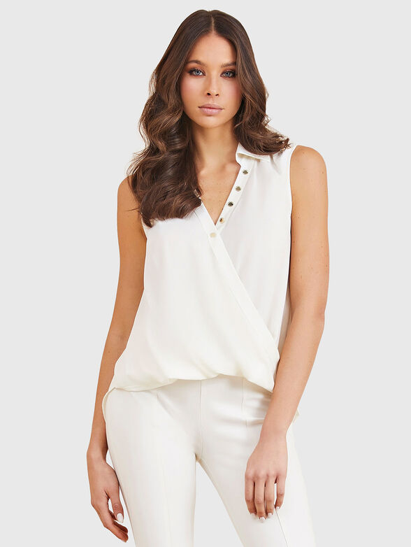 SVEVA top with accent buttons - 1
